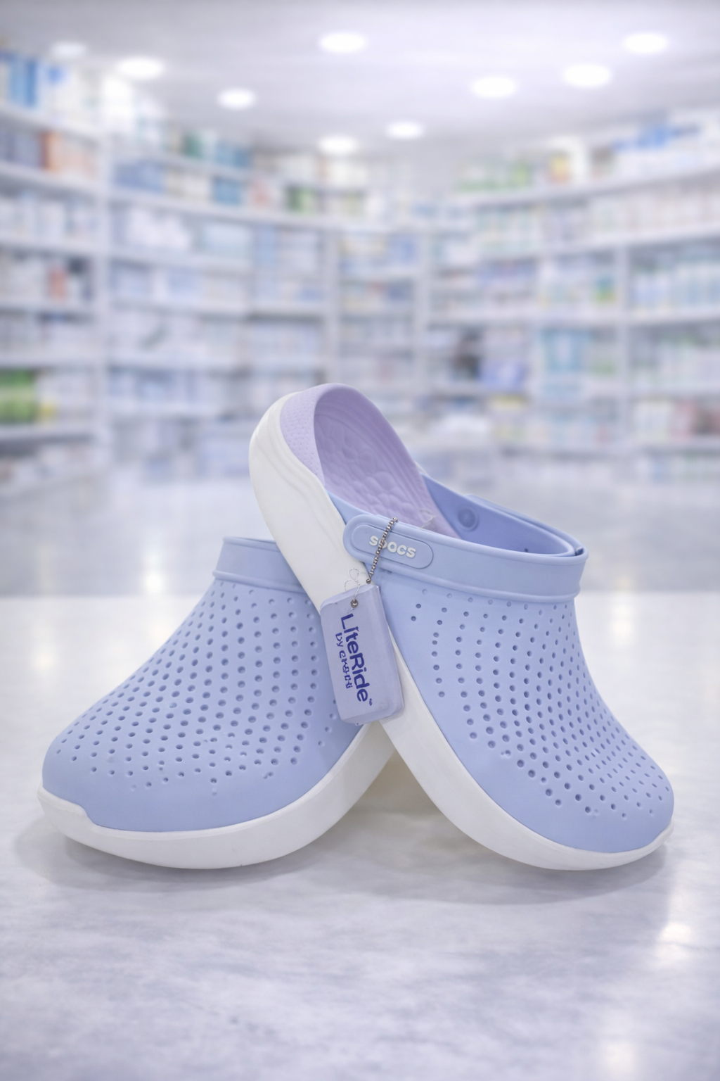 Sabots LiteRide Crocs – Confort Révolutionnaire & Style Urbain | صنادل كروكس – راحة فائقة وتصميم عصري أنيق